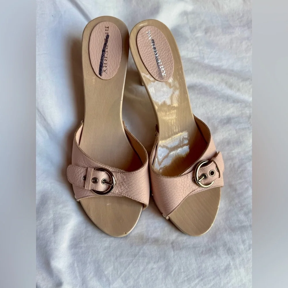 Burberry Pink Slide Sandals 38 - Picture 9 of 11